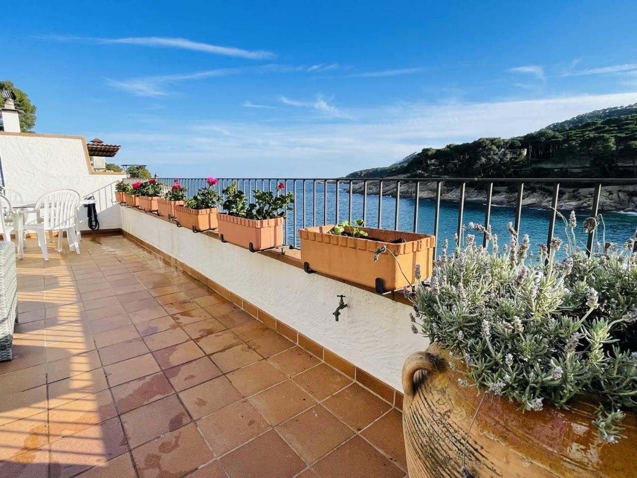 Tamariu Platja - Penthouse On Passeig Del Mar. 아파트 외부 사진