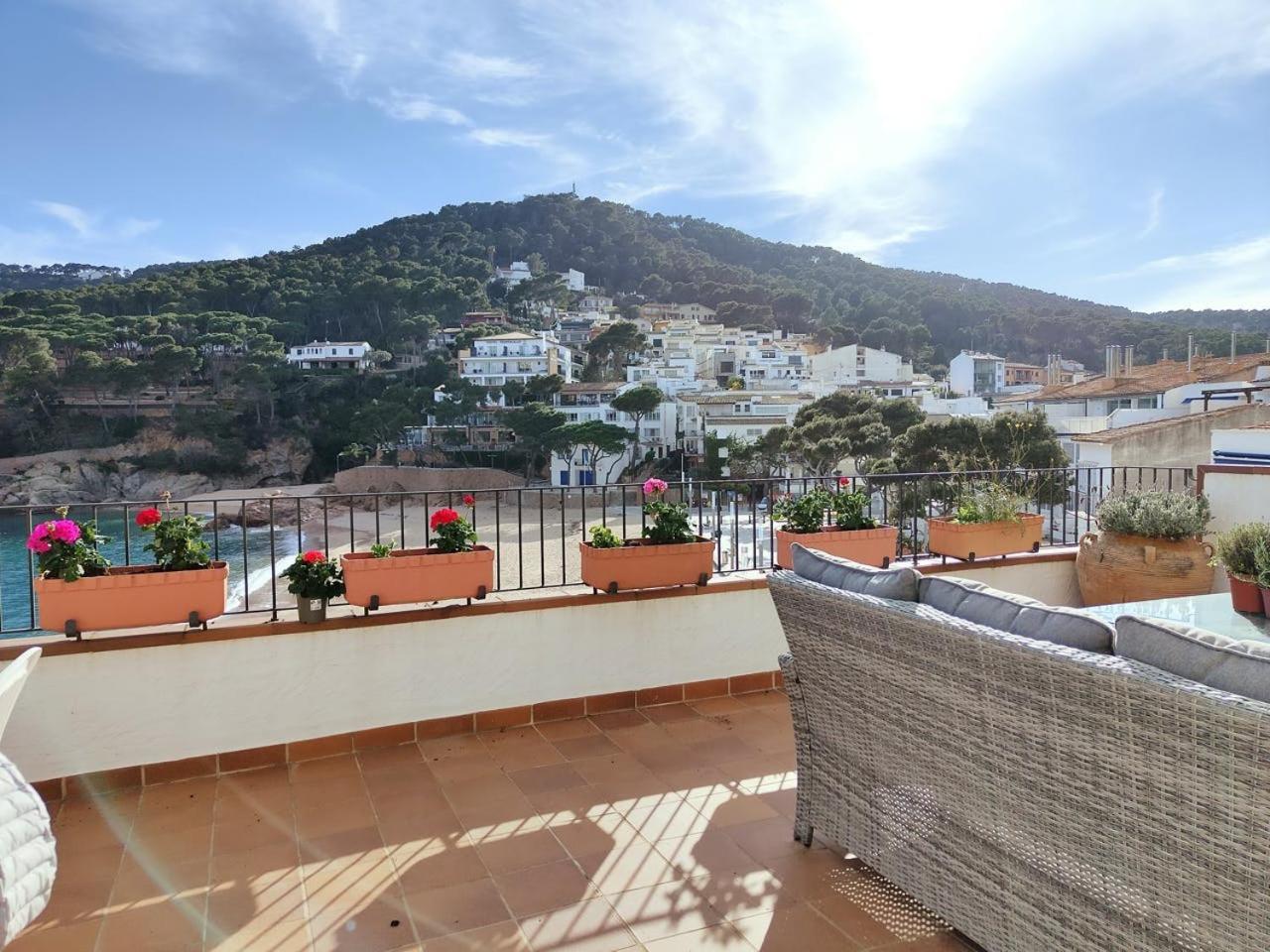 Tamariu Platja - Penthouse On Passeig Del Mar. 아파트 외부 사진