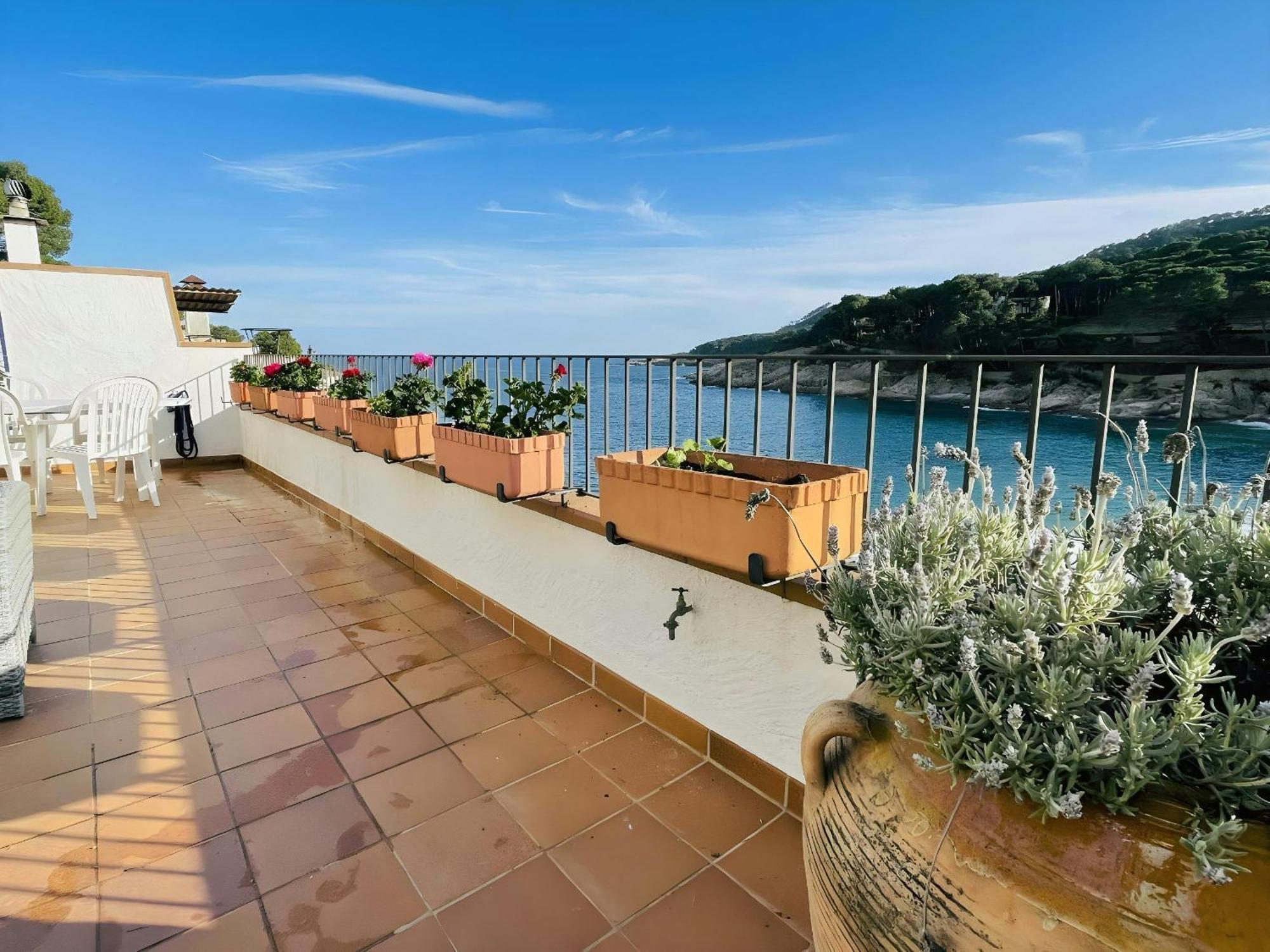 Tamariu Platja - Penthouse On Passeig Del Mar. 아파트 외부 사진